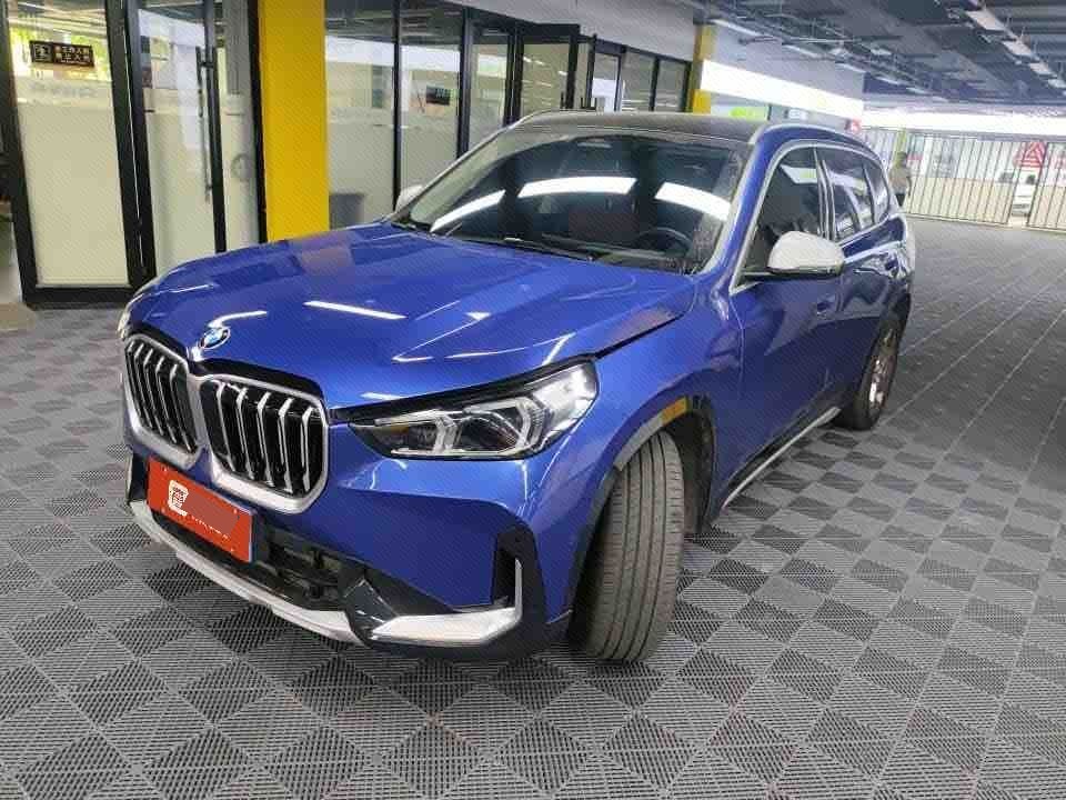 BMW X1 2023 BMW X1 2023 car image