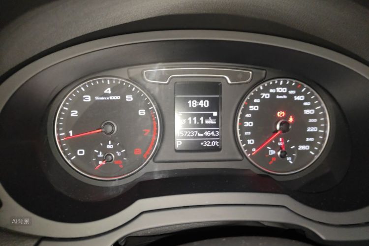 Audi Q3 2015 #13 Audi Q3 2015 car image #13