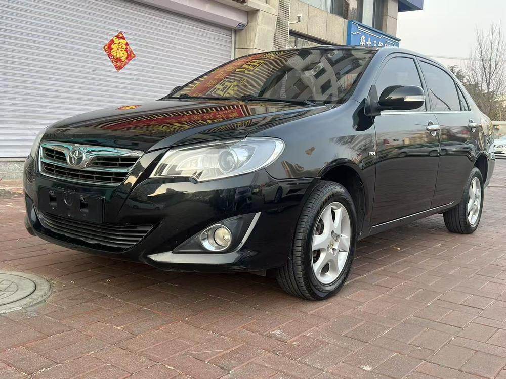 Toyota Corolla (Classic) 2015 Toyota Corolla (Classic) 2015 immagine di auto