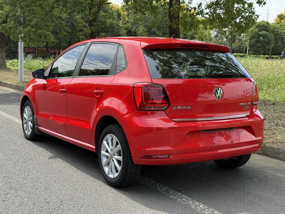 Volkswagen Polo 2015 #4 Volkswagen Polo 2015 car image #4