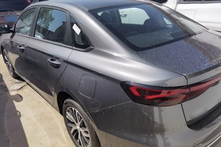 GEELY Emgrand 2026 #5 GEELY Emgrand 2026 car image #5