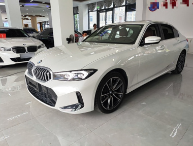 BMW 3 Series 2024 car image 