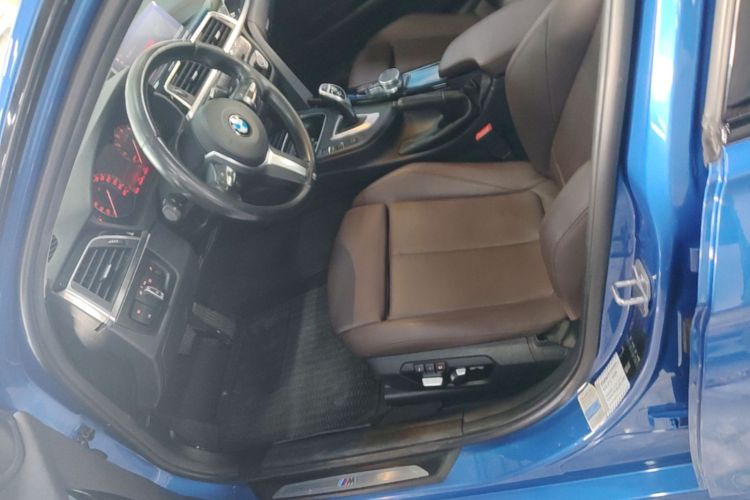 BMW 3 Series 2017 car image #15