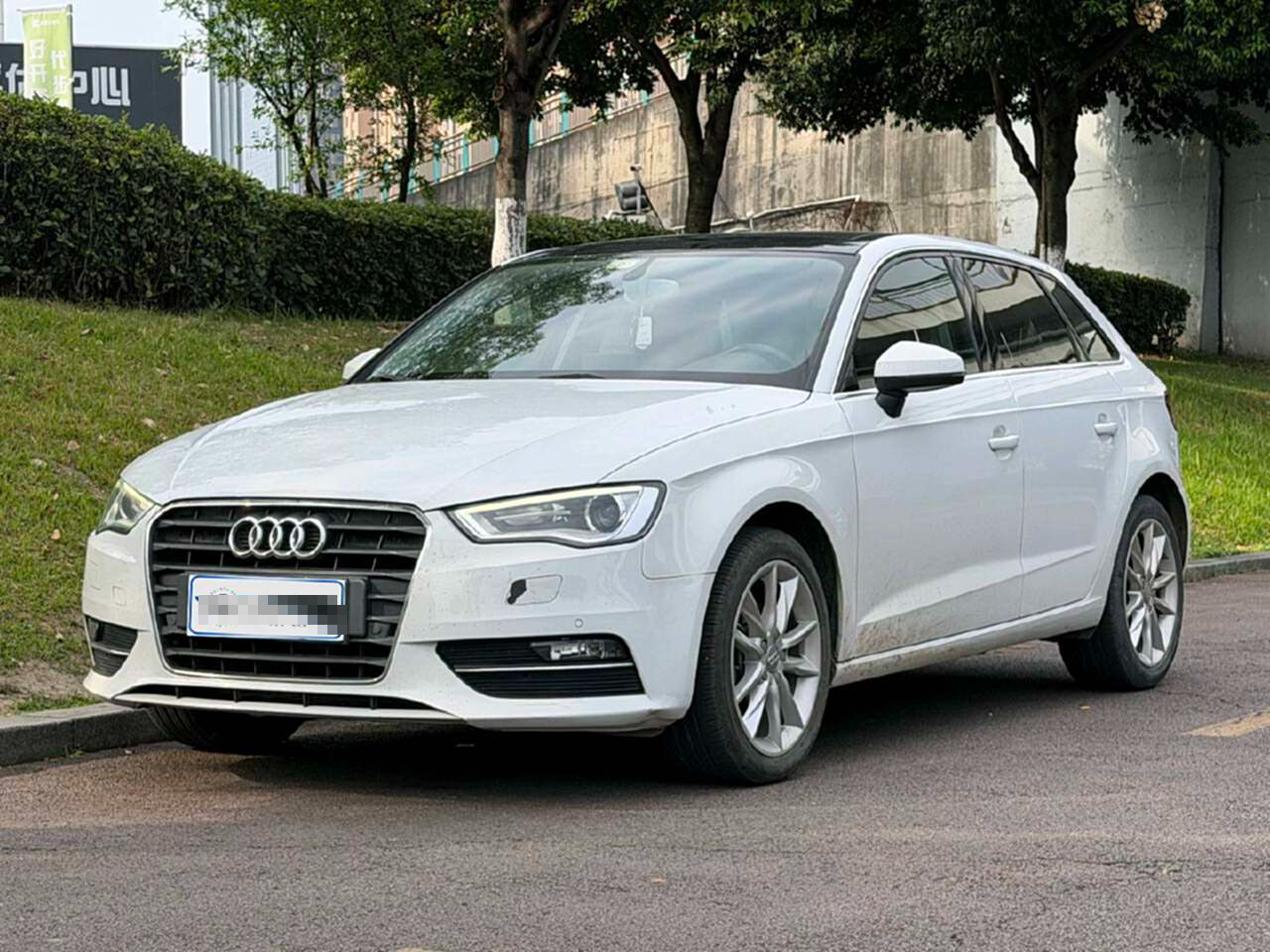 Audi A3 2016 car image #2