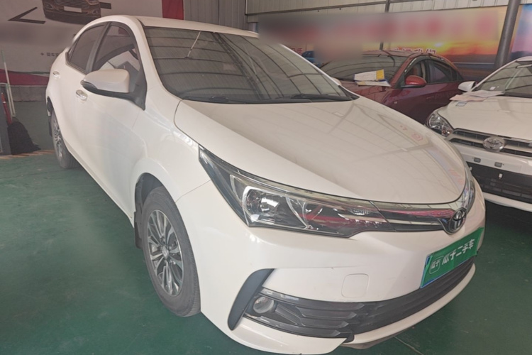 Toyota Corolla 2018 immagine di auto #4