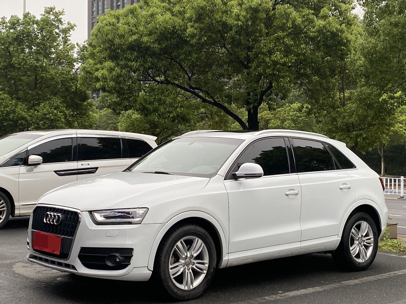 Audi Q3 2016 car image 