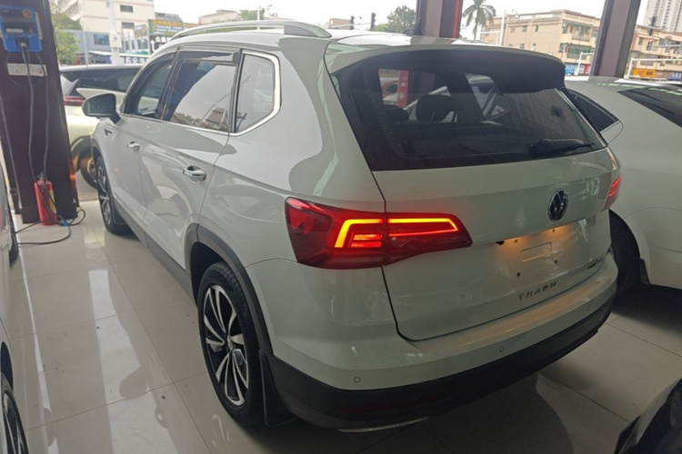 Volkswagen Tharu 2021 car image #7