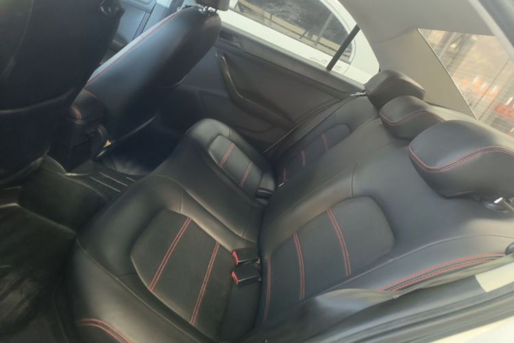 Volkswagen Santana 2016 car image #17