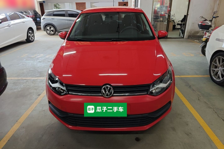 Volkswagen Polo 2018 car image #3
