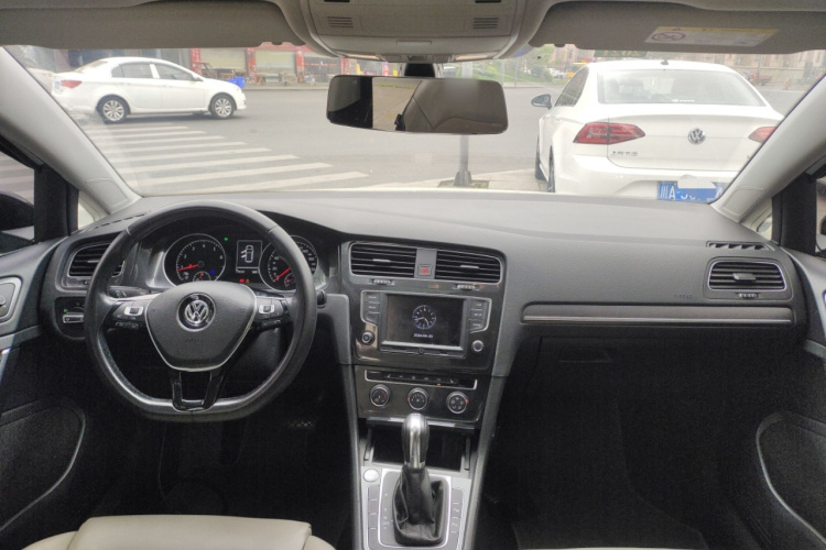 Volkswagen Golf 2017 #10 Volkswagen Golf 2017 car image #10