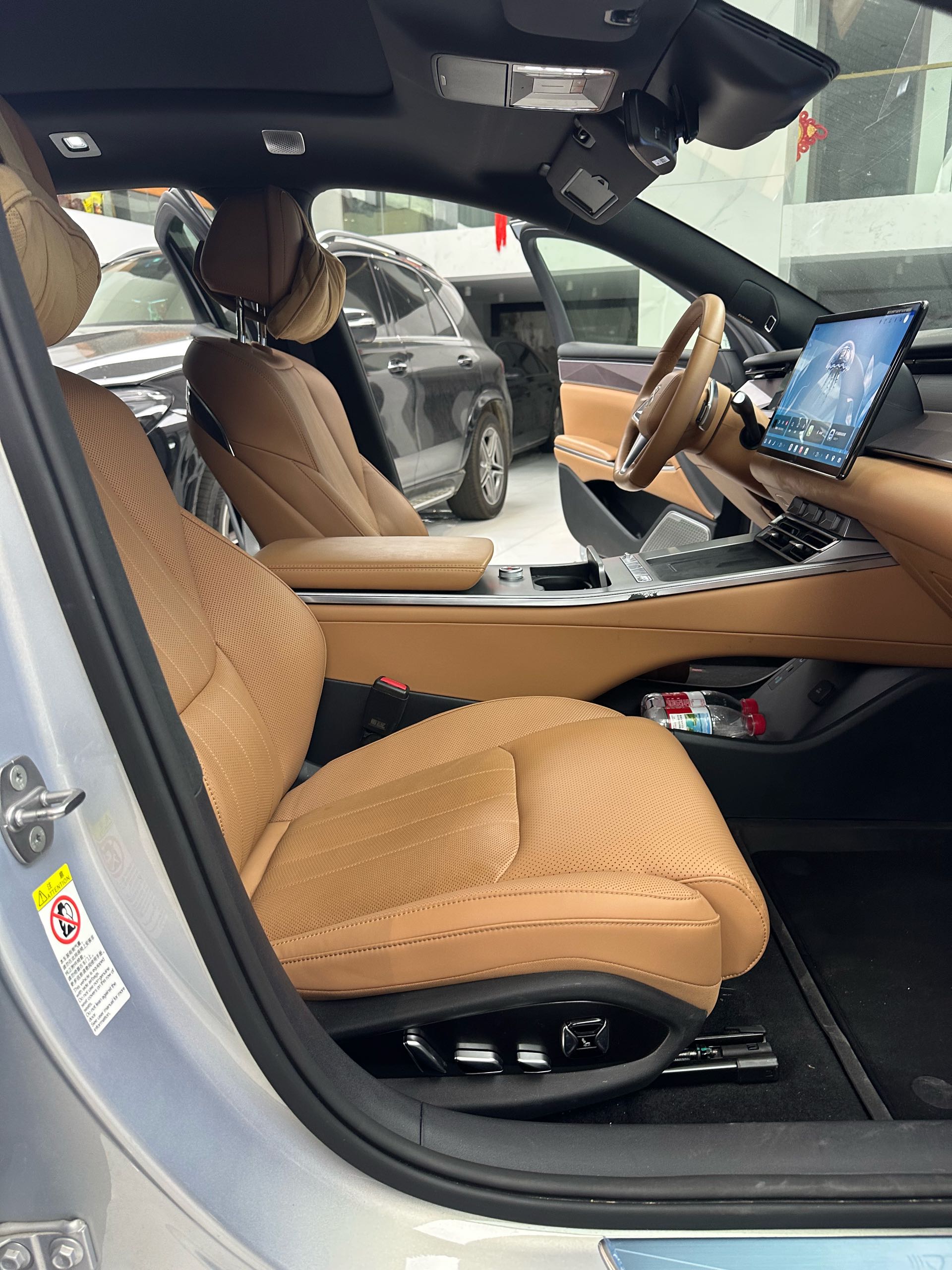BYD HanL 2025 #5 BYD HanL 2025 imagen de coche #5