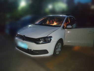 Volkswagen Polo 2016 Volkswagen Polo 2016 immagine di auto