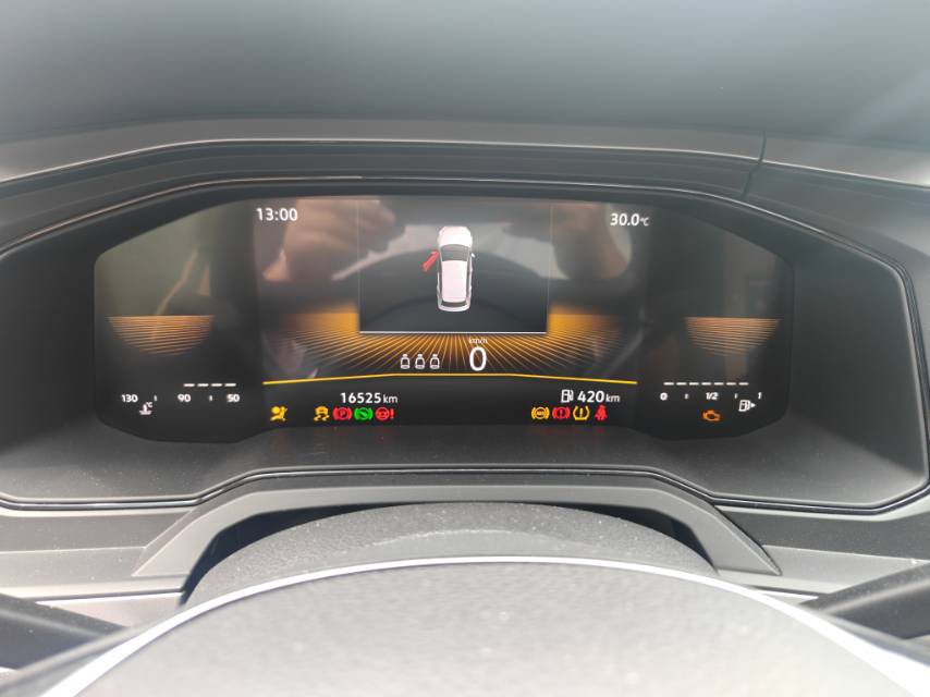 Volkswagen Polo 2023 car image #9