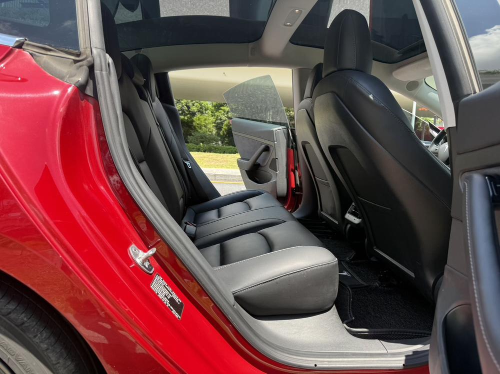 Tesla Model 3 2020 #10 Tesla Model 3 2020 صورة سيارة #10
