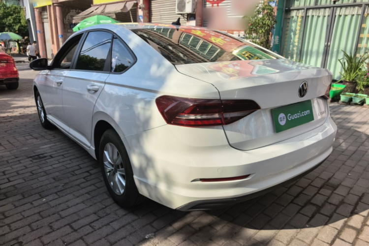 Volkswagen Lavida 2021 car image #5