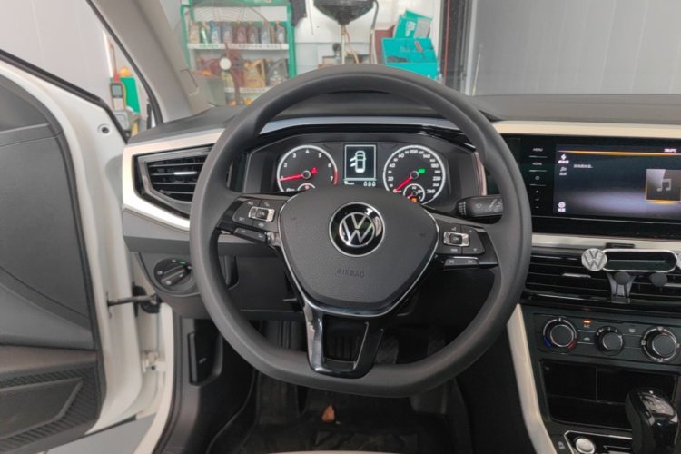 Volkswagen Polo 2021 #11 Volkswagen Polo 2021 car image #11