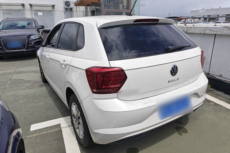 Volkswagen Polo 2022 car image #5