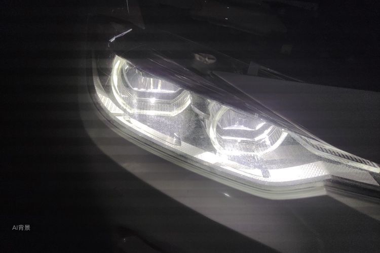 BMW 3 Series 2018 car image #8