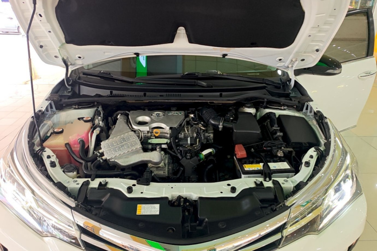Toyota Corolla 2019 immagine di auto #20