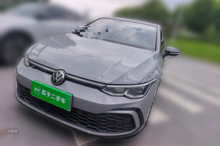 Volkswagen Golf 2022 car image #2