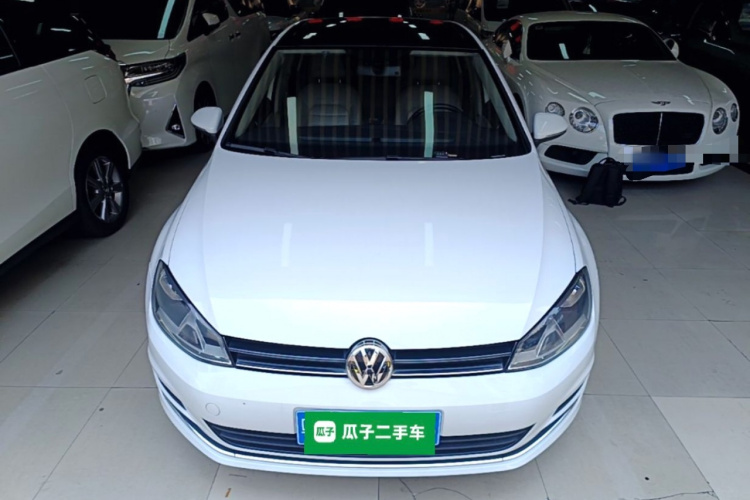 Volkswagen Golf 2014 car image #3