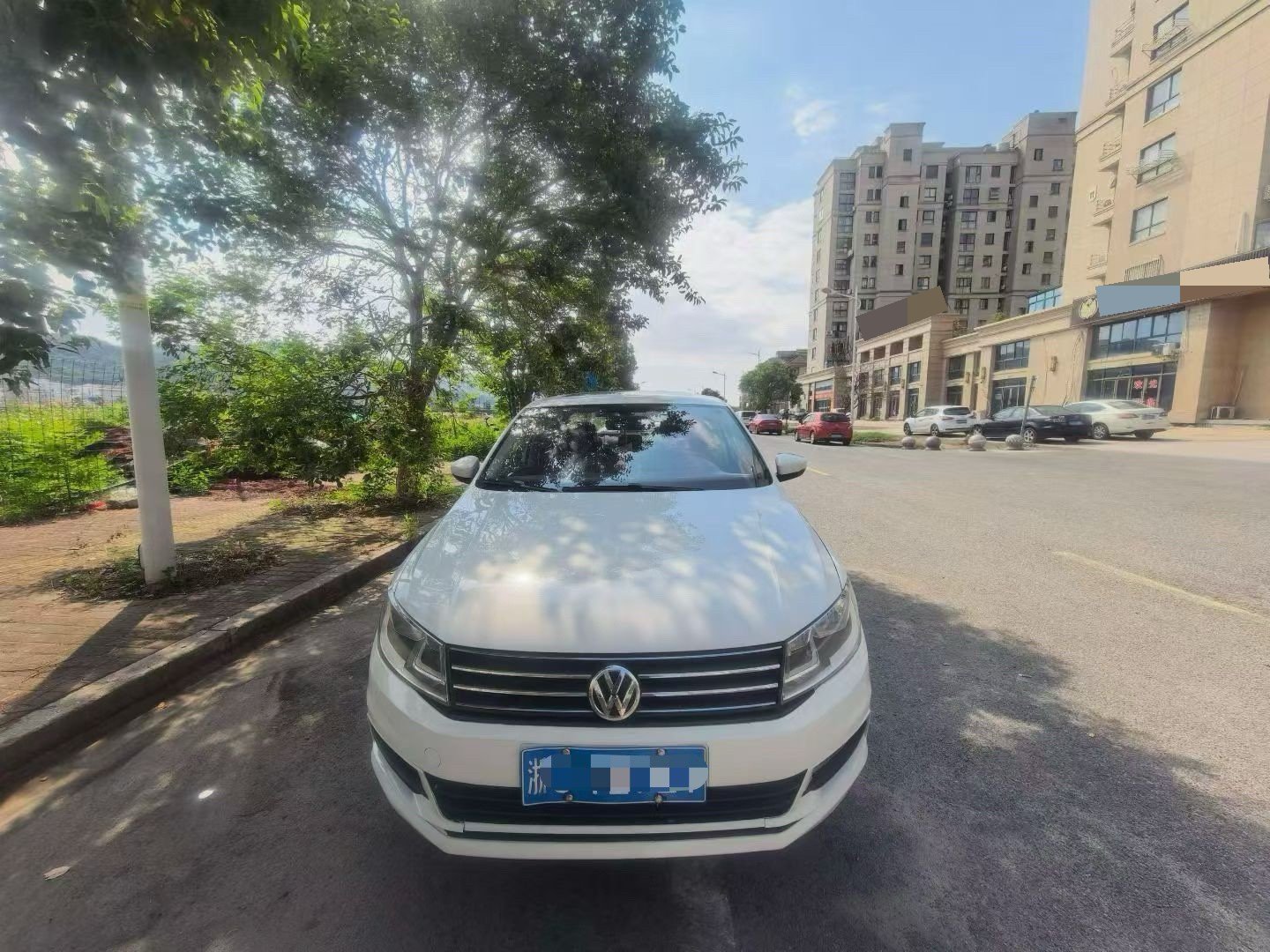 Volkswagen Santana 2016 car image #2