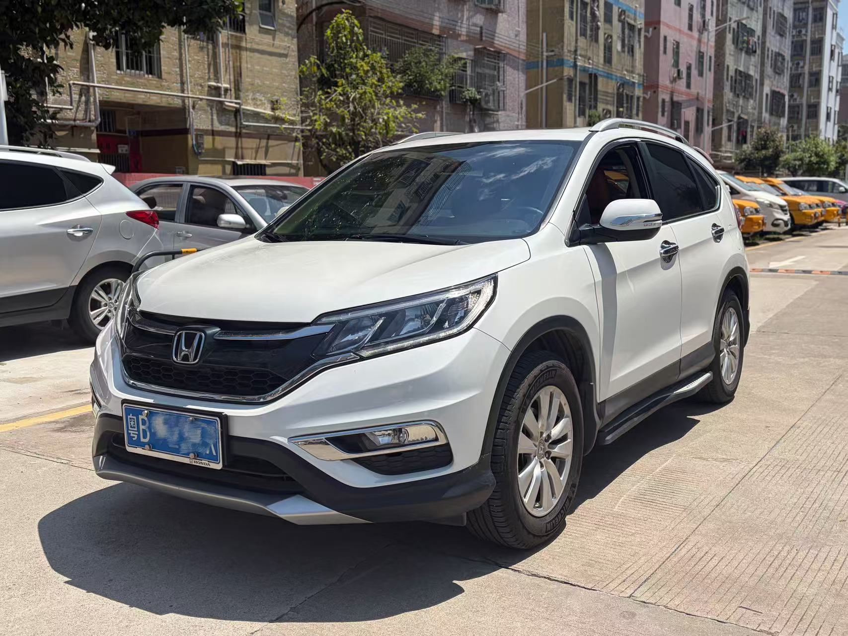 Honda CR-V 2017 Honda CR-V 2017 car image