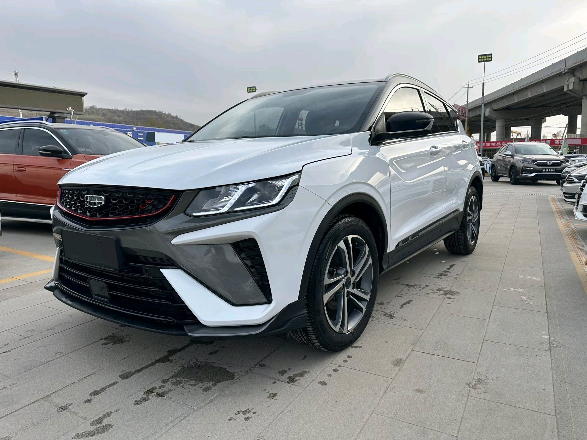 GEELY Coolray 2021 car image 