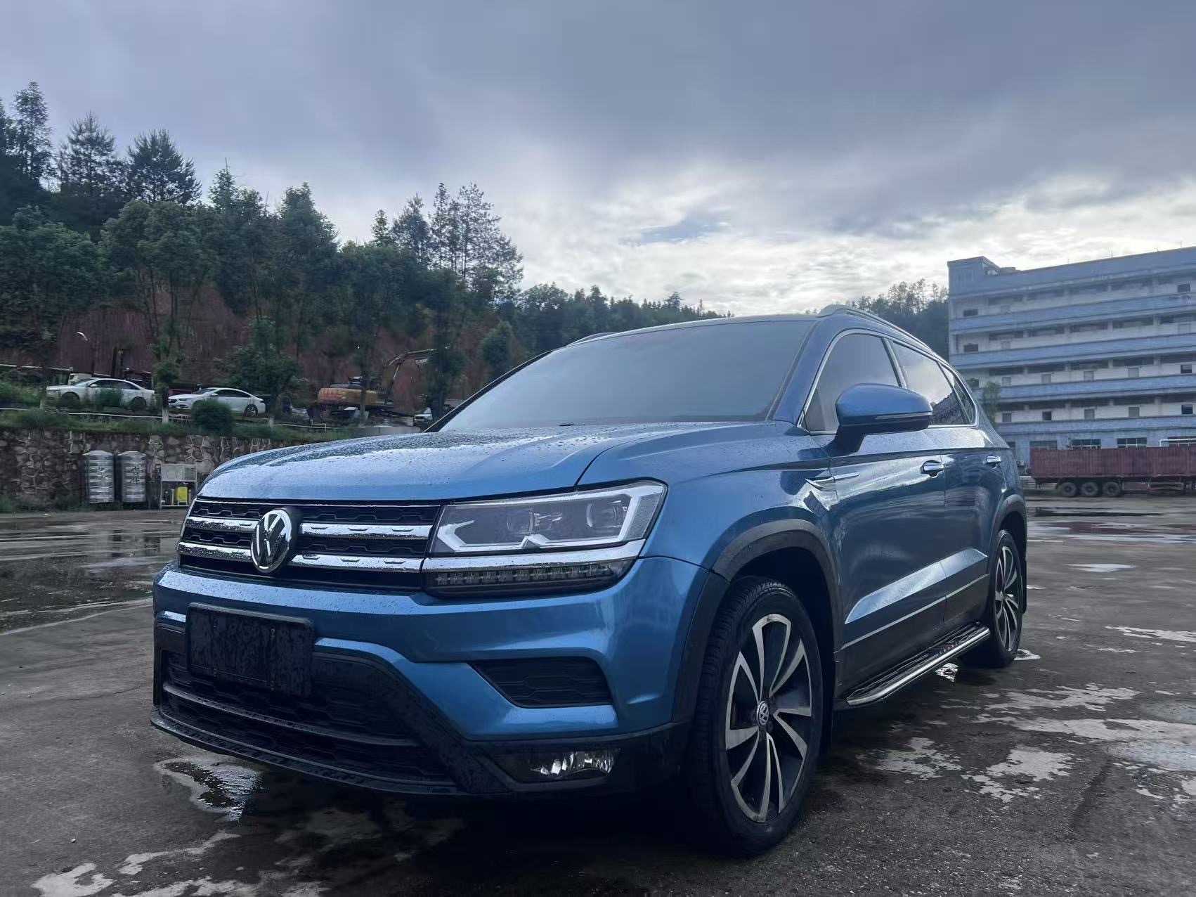 2019 2019 car image