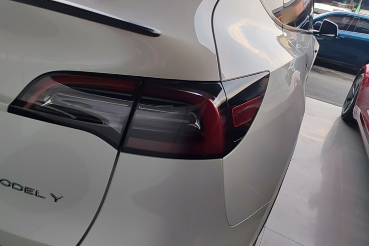Tesla Model Y 2022 #8 Tesla Model Y 2022 immagine di auto #8