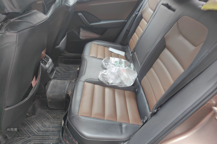 Volkswagen Tharu 2019 immagine di auto #19