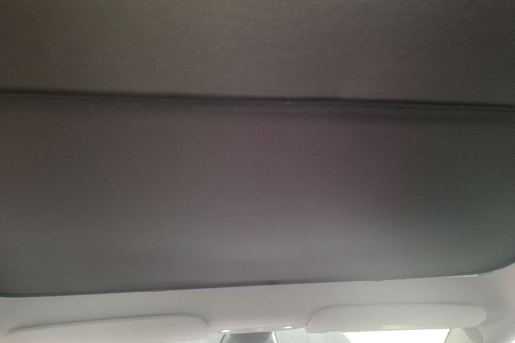 Tesla Model Y 2023 #18 Tesla Model Y 2023 car image #18