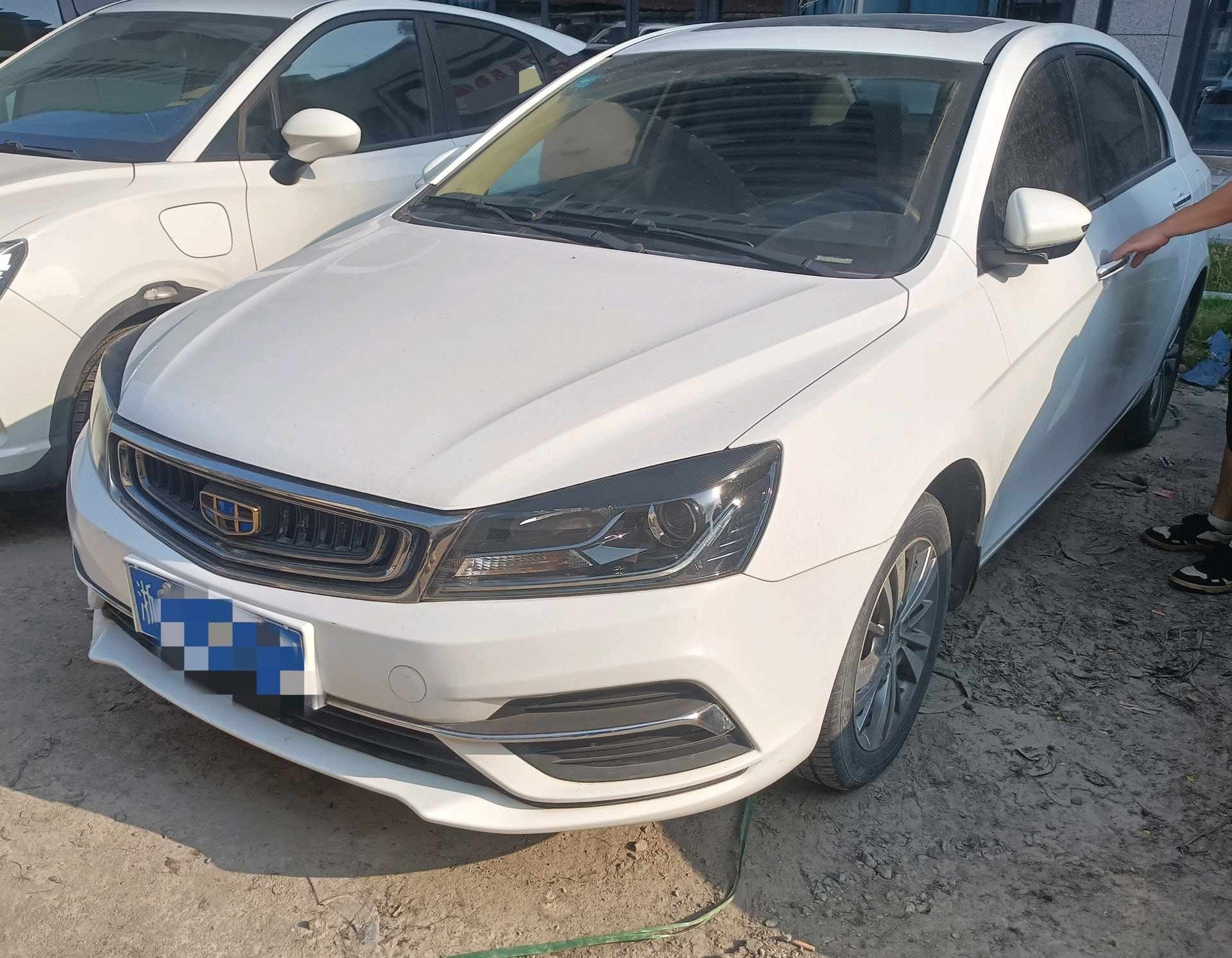 GEELY Emgrand 2018 car image 