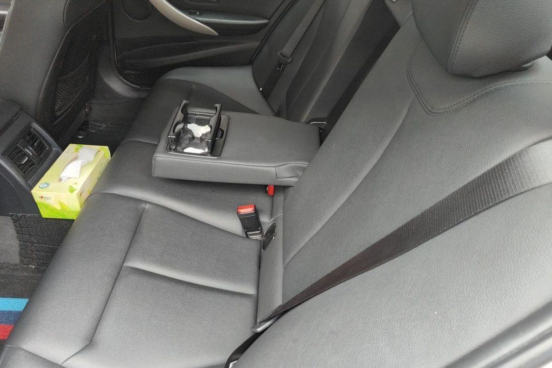 BMW 3 Series 2015 car image #21