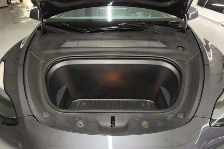 Tesla Model Y 2022 #20 Tesla Model Y 2022 car image #20