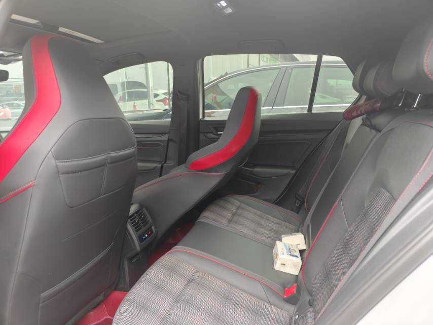 Volkswagen GolfGTI 2023 #6 Volkswagen GolfGTI 2023 car image #6