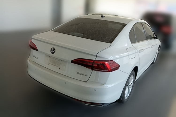 Volkswagen Bora 2022 car image #7
