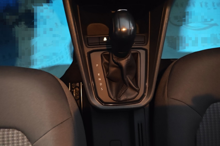 Volkswagen Santana 2021 car image #14