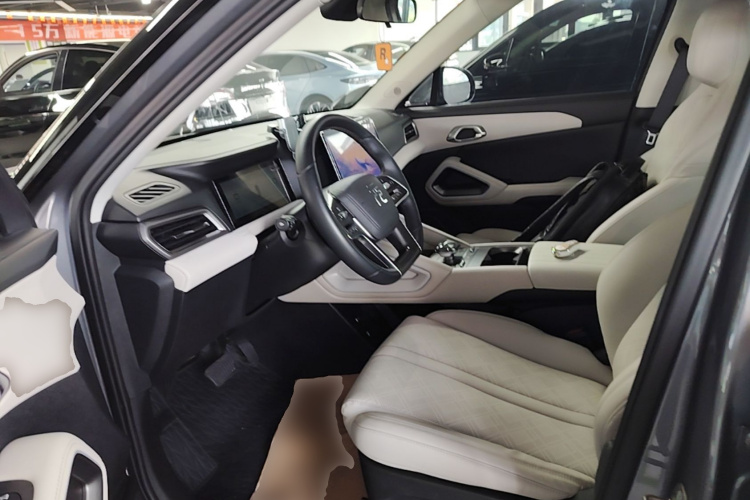 BYD YuanUP 2024 #15 BYD YuanUP 2024 car image #15