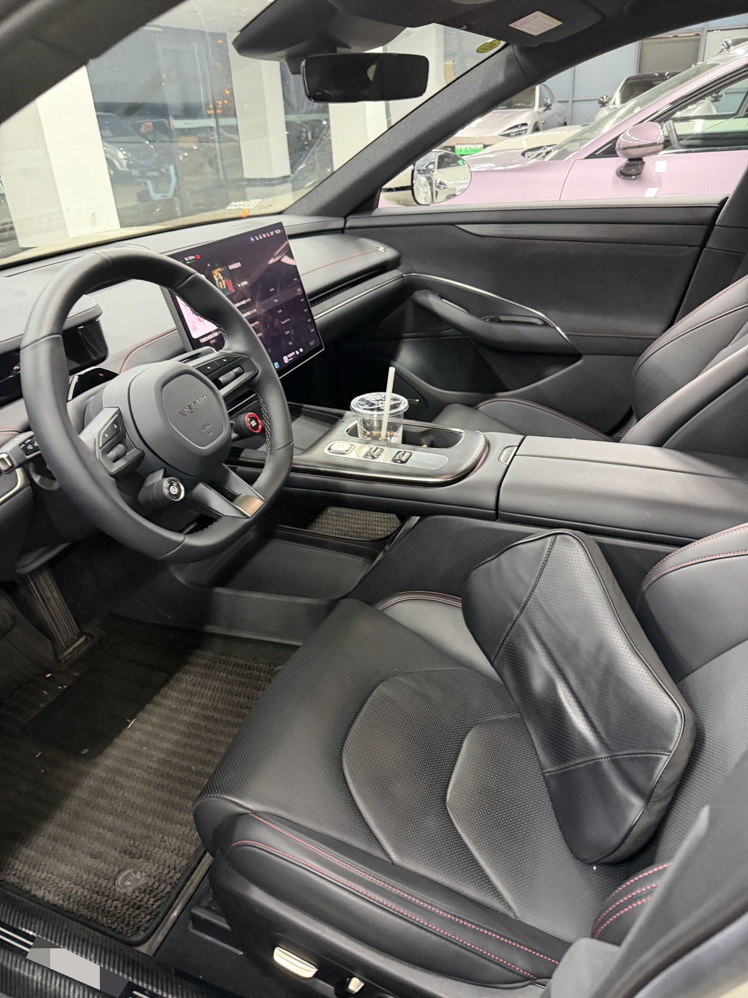 MI SU7 2024 imagen de coche #2