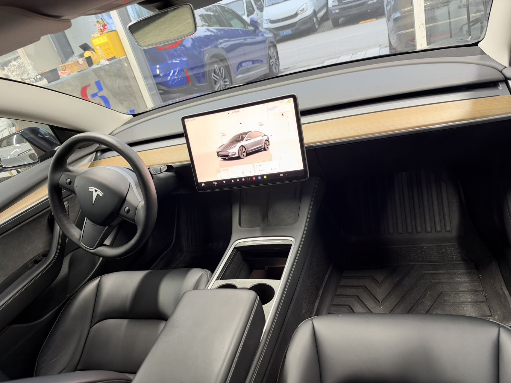 Tesla Model 3 2023 #4 Tesla Model 3 2023 car image #4