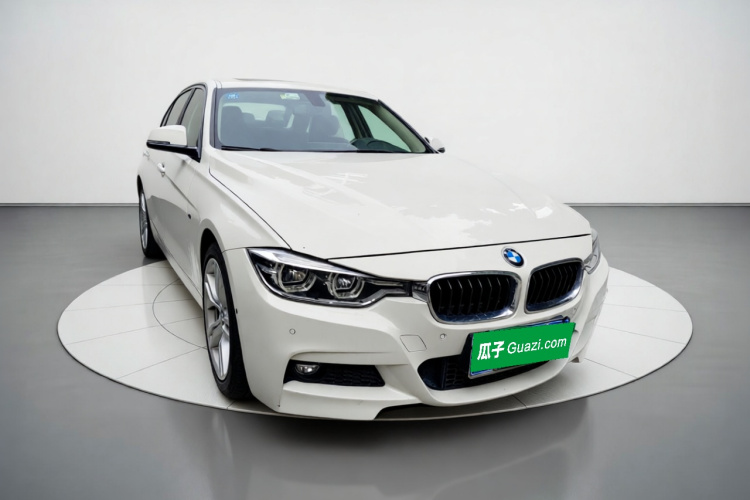 BMW 3 Series 2018 car image #4