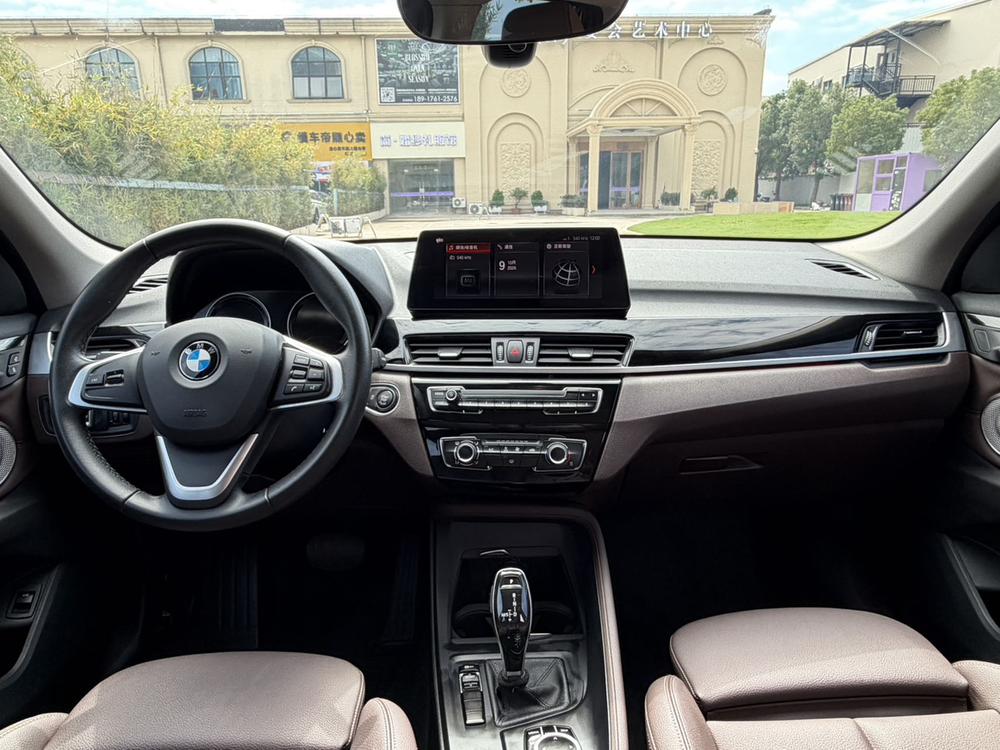 BMW X1 2021 car image #11