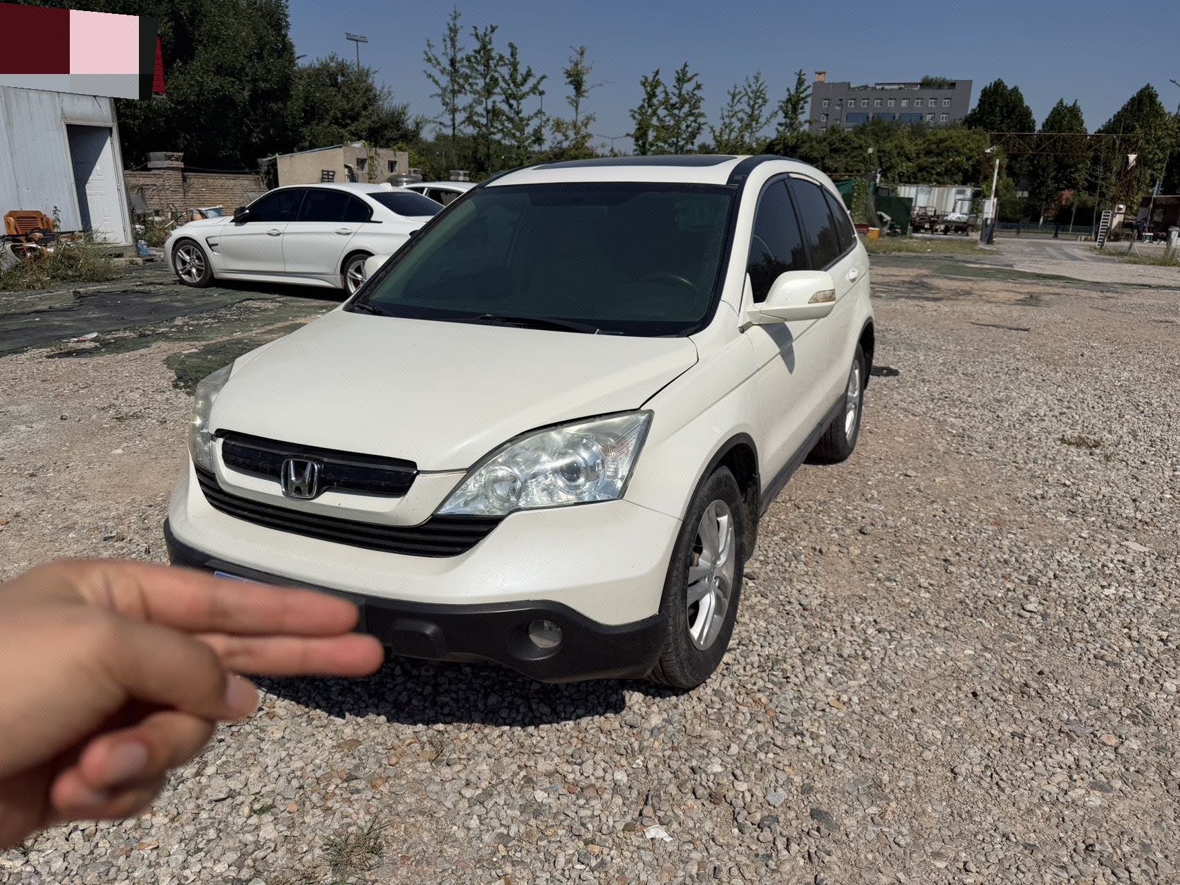 2010 2010 car image