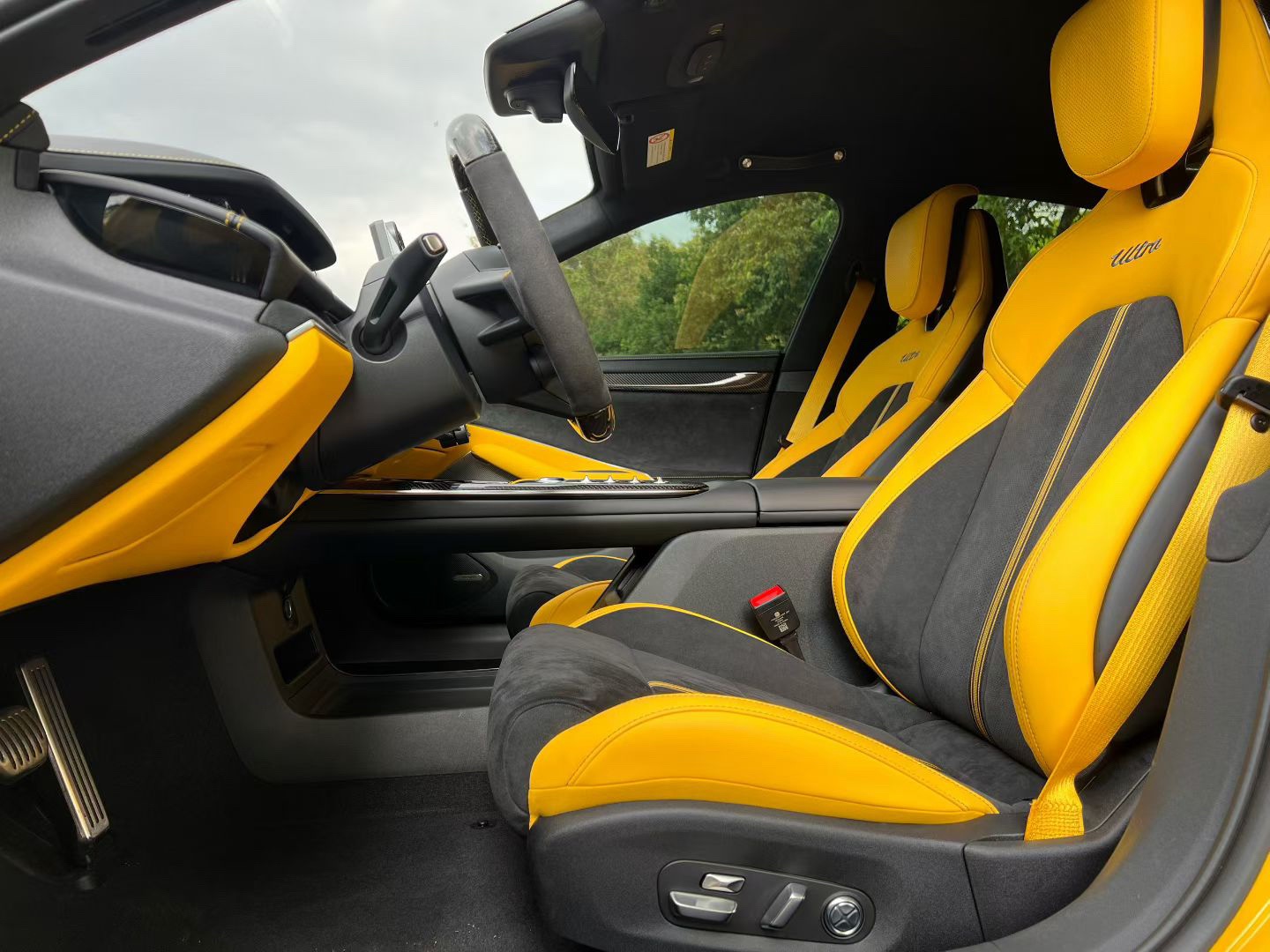 MI SU7 Ultra 2025 car image #7