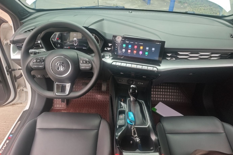 MG 5 2023 immagine di auto #10