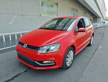 Volkswagen Polo 2017 car image 
