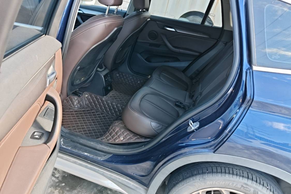 BMW X1 2018 immagine di auto #19