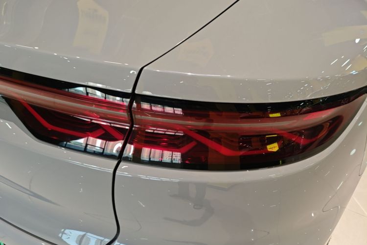 BYD Han 2024 #8 BYD Han 2024 car image #8