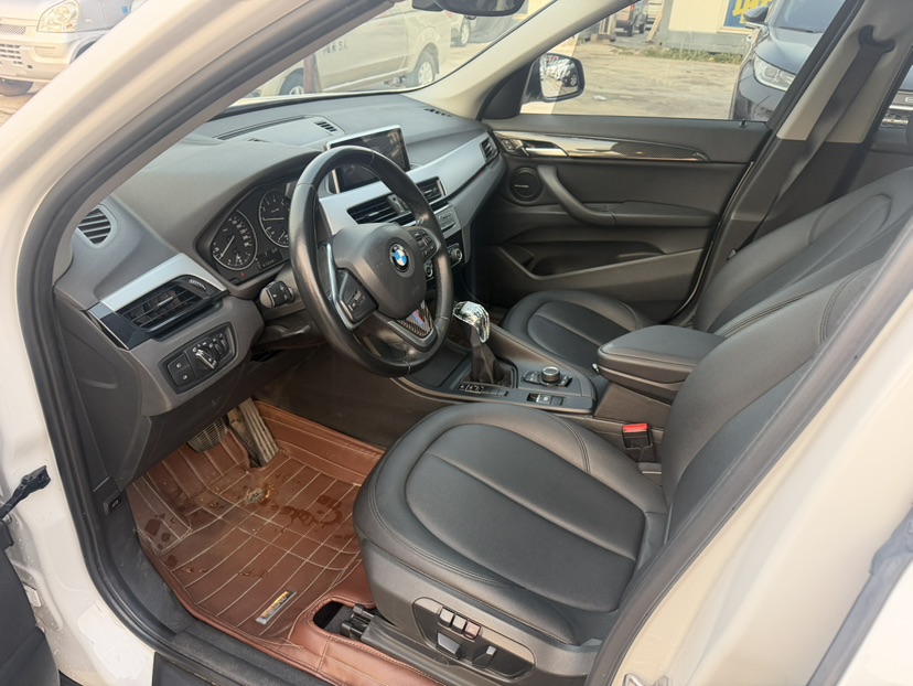 BMW X1 2017 #4 BMW X1 2017 car image #4